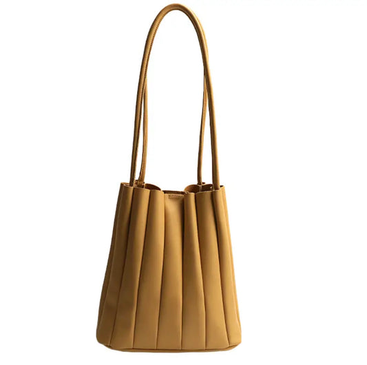Pleated Bucket Bag 百褶水桶袋