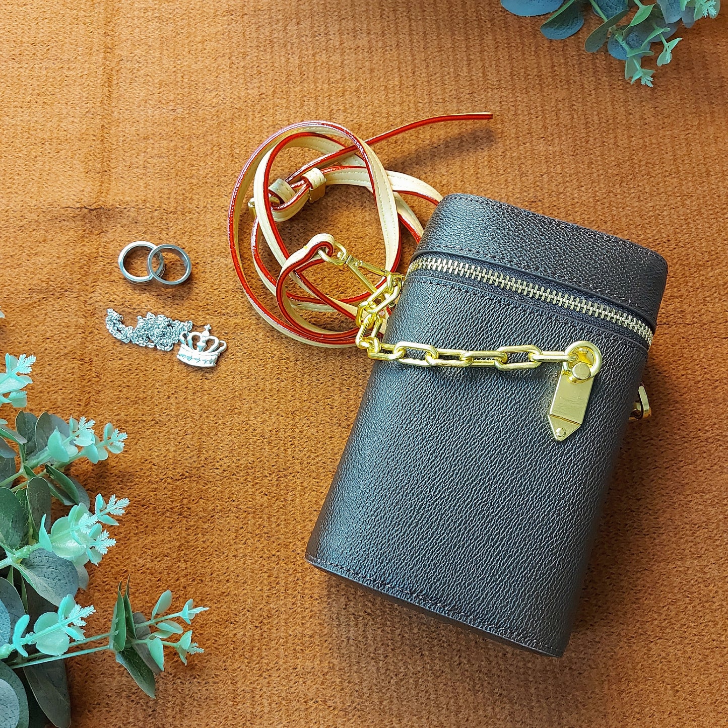 Small Size Rectangular Crossbody Bag 小號方形斜背包